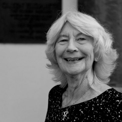 Pauline Davies Mayor & Town Councillor